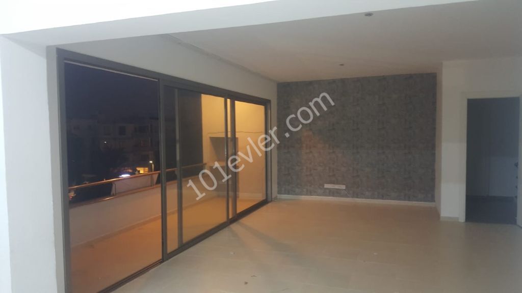 Flat To Rent in Yenişehir, Nicosia