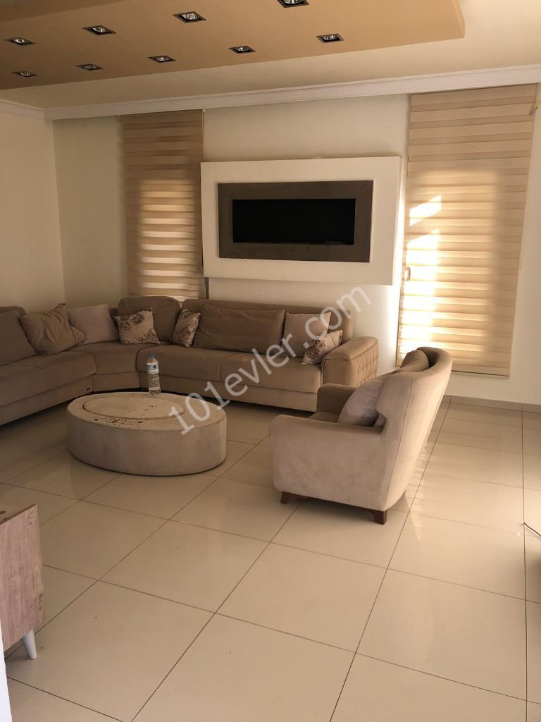 3+1 Luxury Detached Villa in Hamitkoy ** 