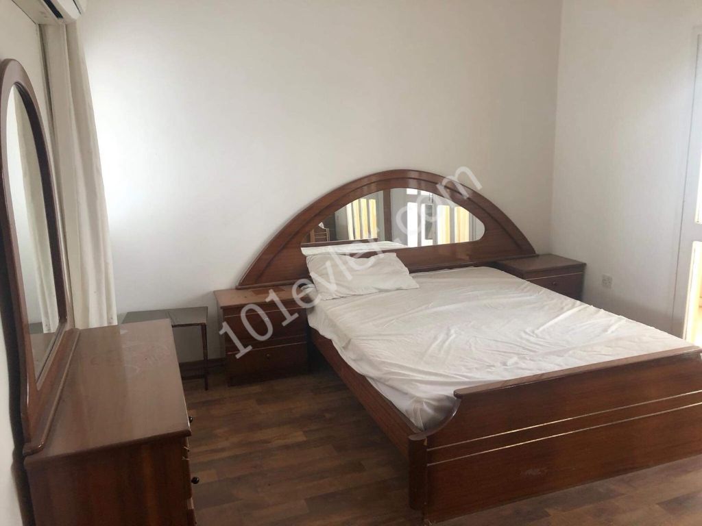 Flat To Rent in Alsancak, Kyrenia