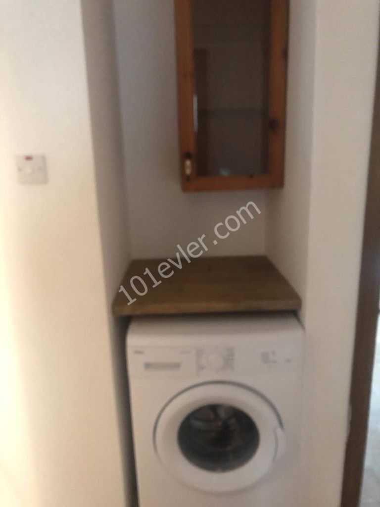 Flat To Rent in Alsancak, Kyrenia