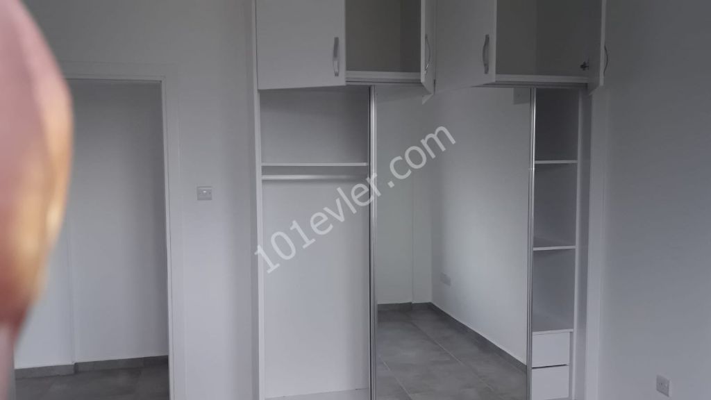 Ortaköy'de Eşyasız 1 Klimalı( 2+1)   90 m2   Daire