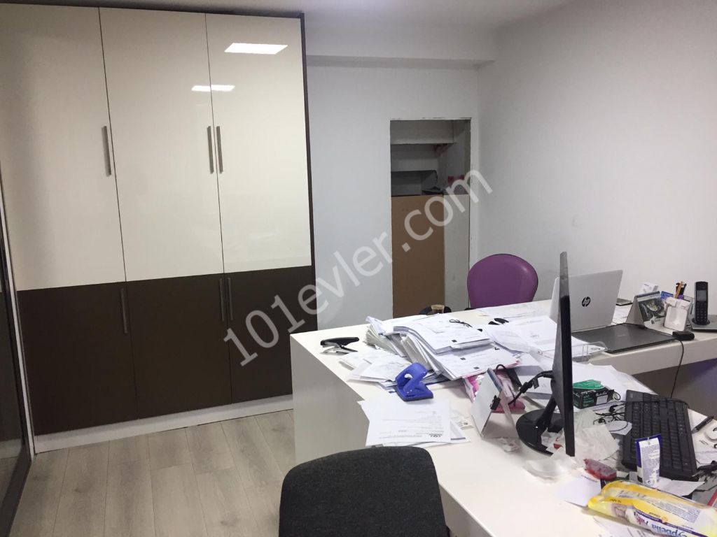 Girne Karaoğlanoğlu Lemar Karşısı 180m2  Kiralık Lux  Dükkan / İşyeri / Ofis