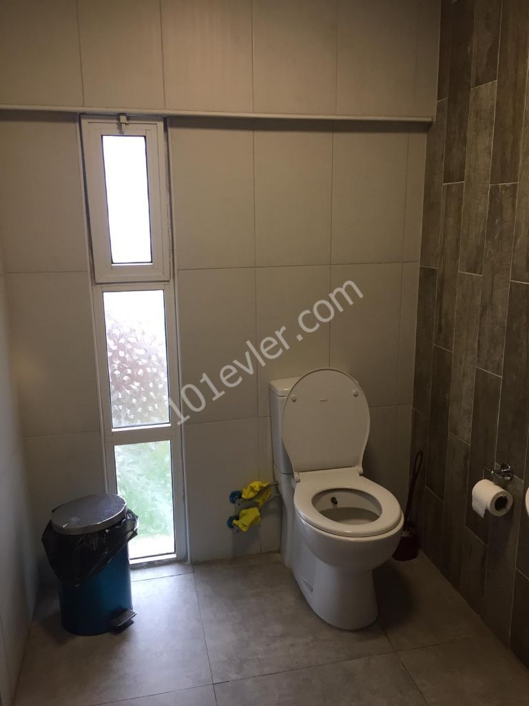 Girne Karaoğlanoğlu Lemar Karşısı 180m2  Kiralık Lux  Dükkan / İşyeri / Ofis