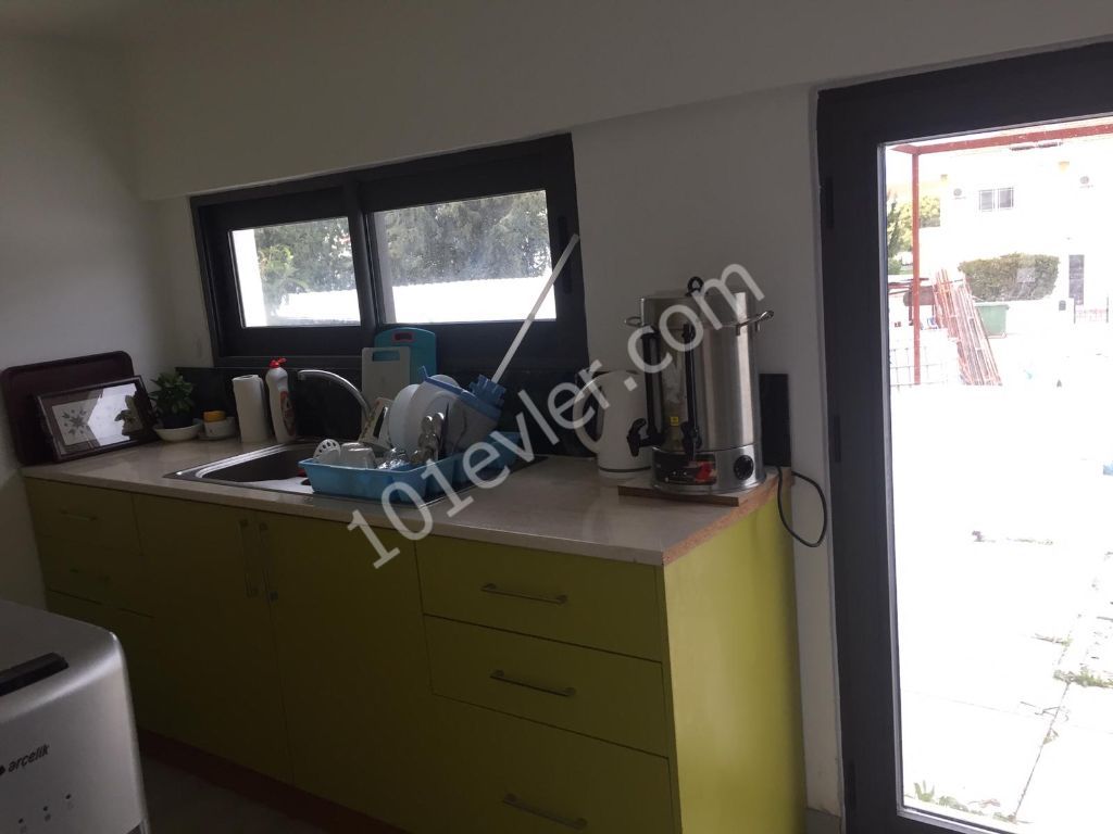 Office To Rent in Karaoğlanoğlu, Kyrenia