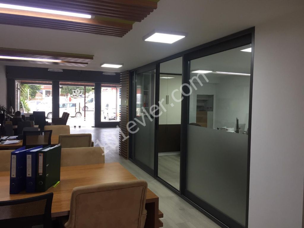 Girne Karaoğlanoğlu Lemar Karşısı 180m2  Kiralık Lux  Dükkan / İşyeri / Ofis