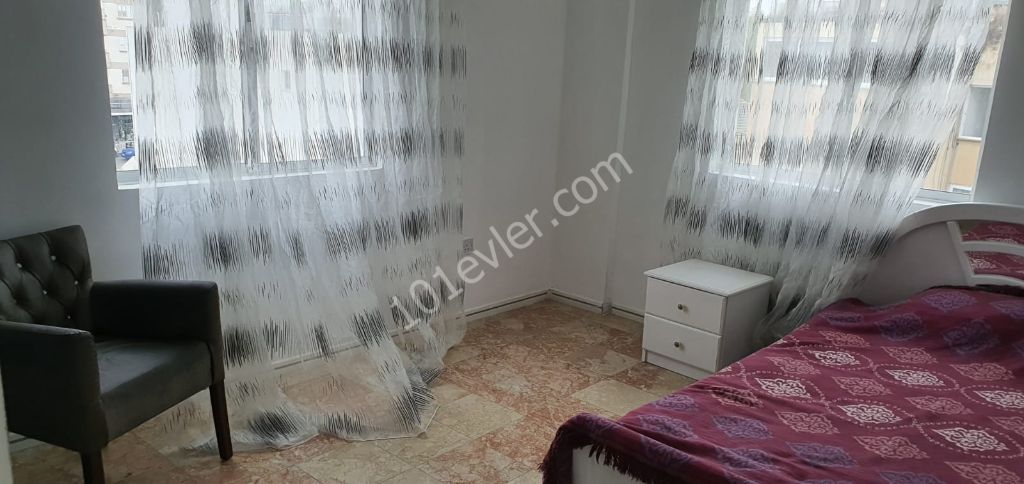 Köşklüçiftlik'te  3+1 Full Eşyalı 120m2 Merkezi Konumda Aylik Kiralık Daire 