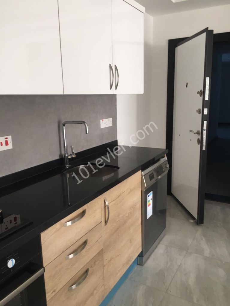 Girne Merkezde £300'den Başlayan  Lux  Eşyalı Ve Eşyasız Kiralık Daireler