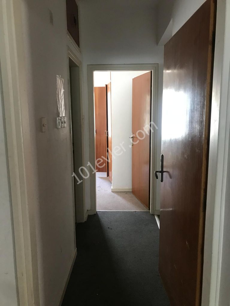 Apartment for Sale with Elevator in the Heart of Dereboyu ( 3+2 ) with a Spacious Hall of 50m2 in the Central Location ** 