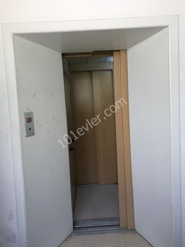 Apartment for Sale with Elevator in the Heart of Dereboyu ( 3+2 ) with a Spacious Hall of 50m2 in the Central Location ** 