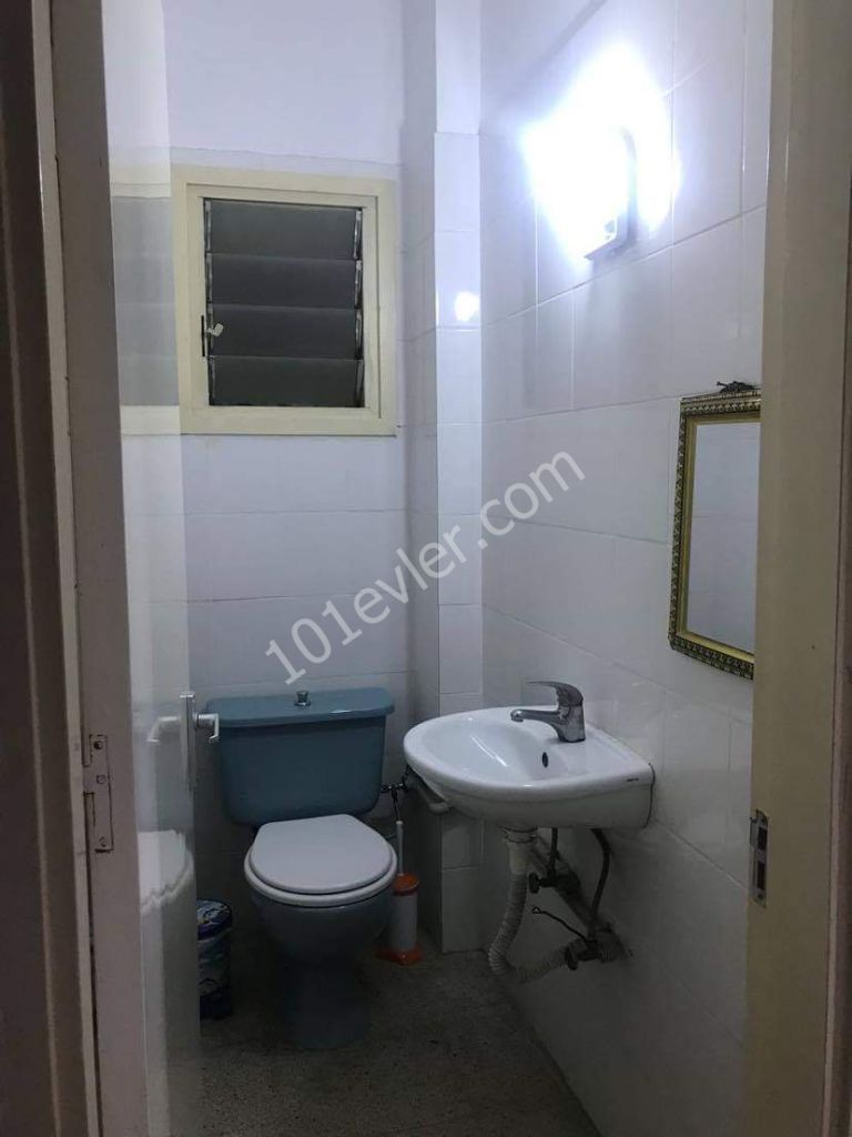 Flat To Rent in Küçük Kaymaklı, Nicosia