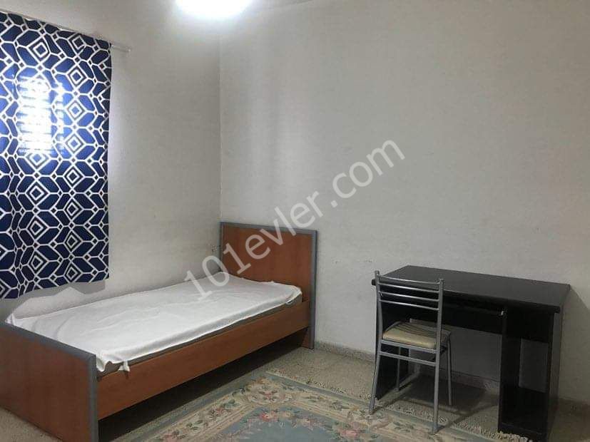 Küçük Kaymaklı'da 3+1 Öğrenci Ve Çalışanlara Yönelik Full Eşyalı Aylık Ödemeli Kiralık Daire 