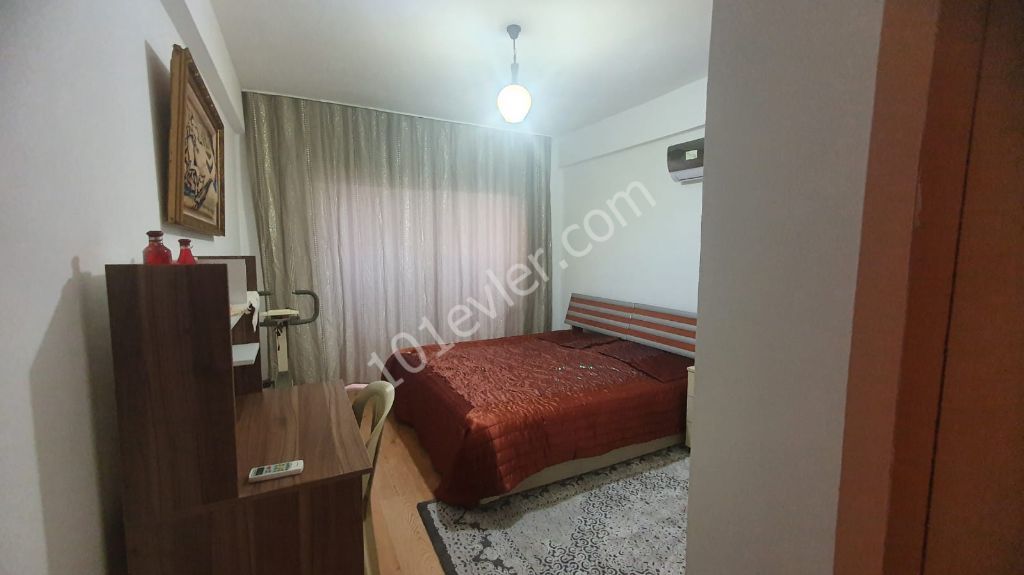 Gönyeli'de 2+1 Geniş Eşyalı Kiralık Daire 