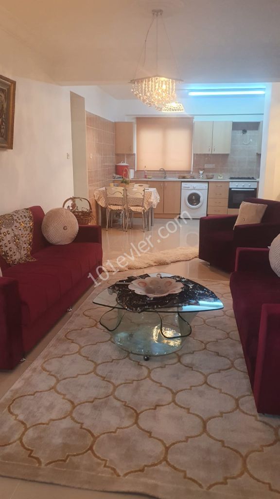 Gönyeli'de 2+1 Geniş Eşyalı Kiralık Daire 