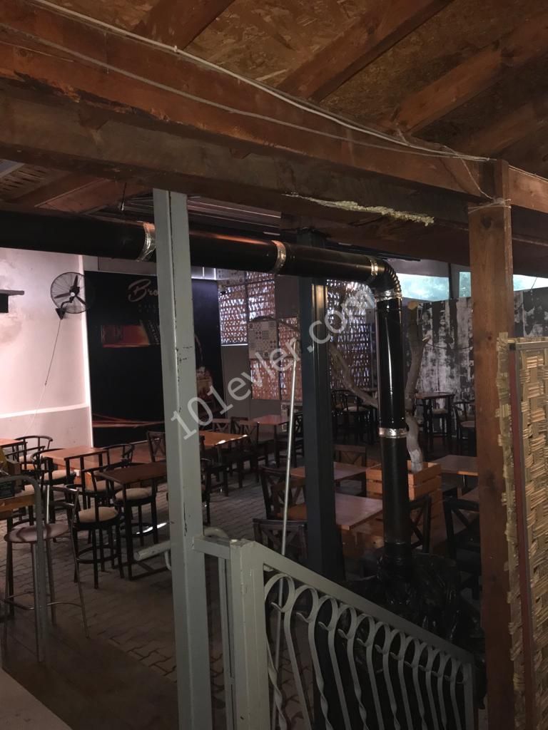 Surlariçinde Bar /Restaurant Muthiş Bina+ İÇ Avlulu İşletmeye Hazır Şekilde Devir( BROTHERS BAR)