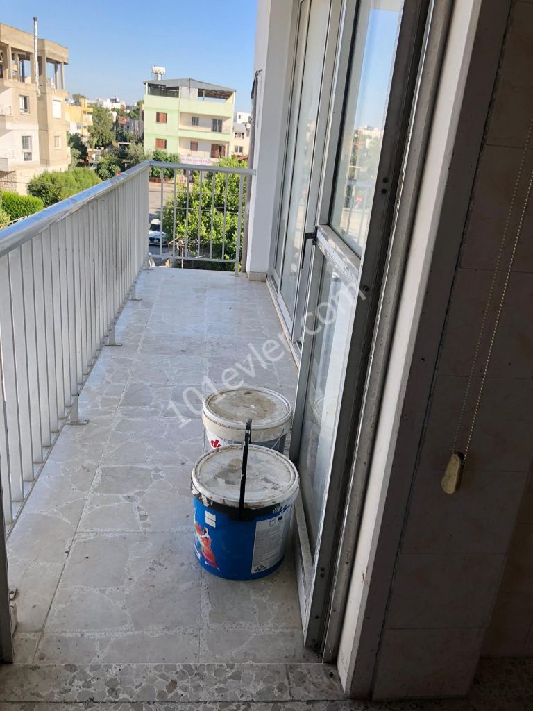 Marmara'da 3. Katta 150 m2  Kiralık Eşyasız Daire