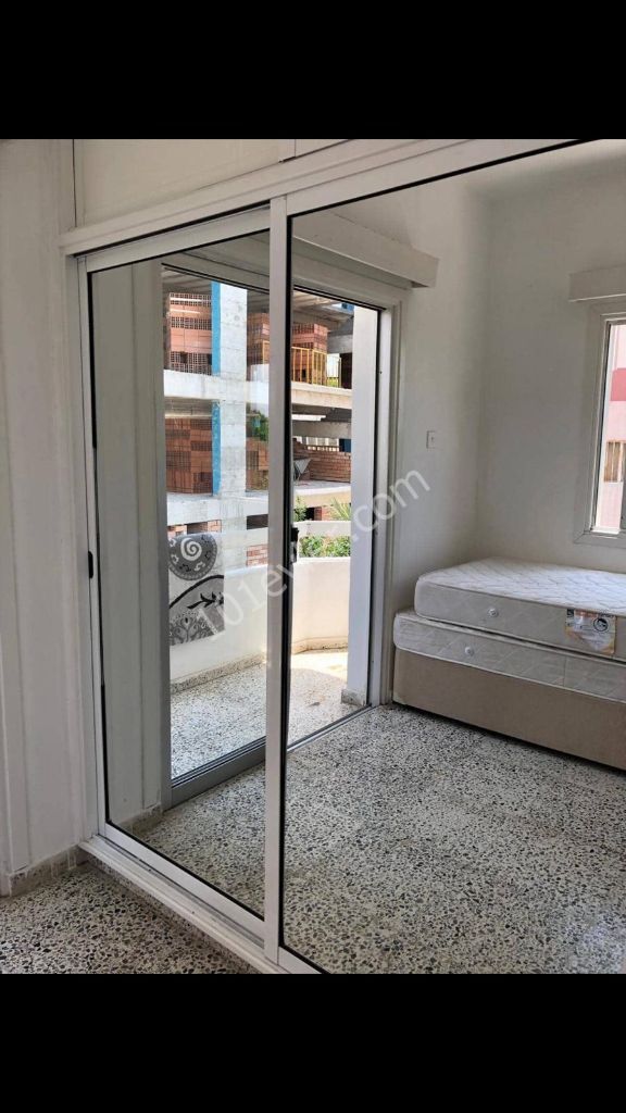 Gönyeli'de Eşyasız  Kiralık 3+1 Daire 