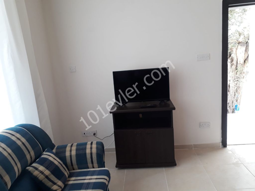 Girne Karaoğlanoğlu Bölgesinde 2+1 Kiralık Daire 