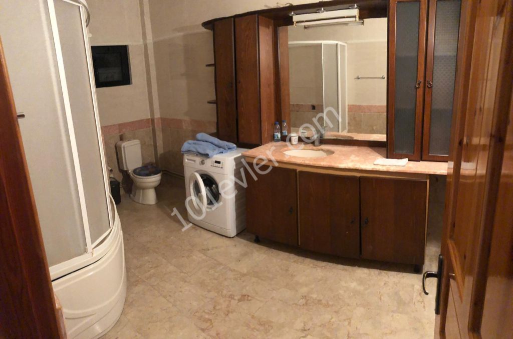 Kumsal'da 3+1 Her Odası Klimalı Kiralık Daire 