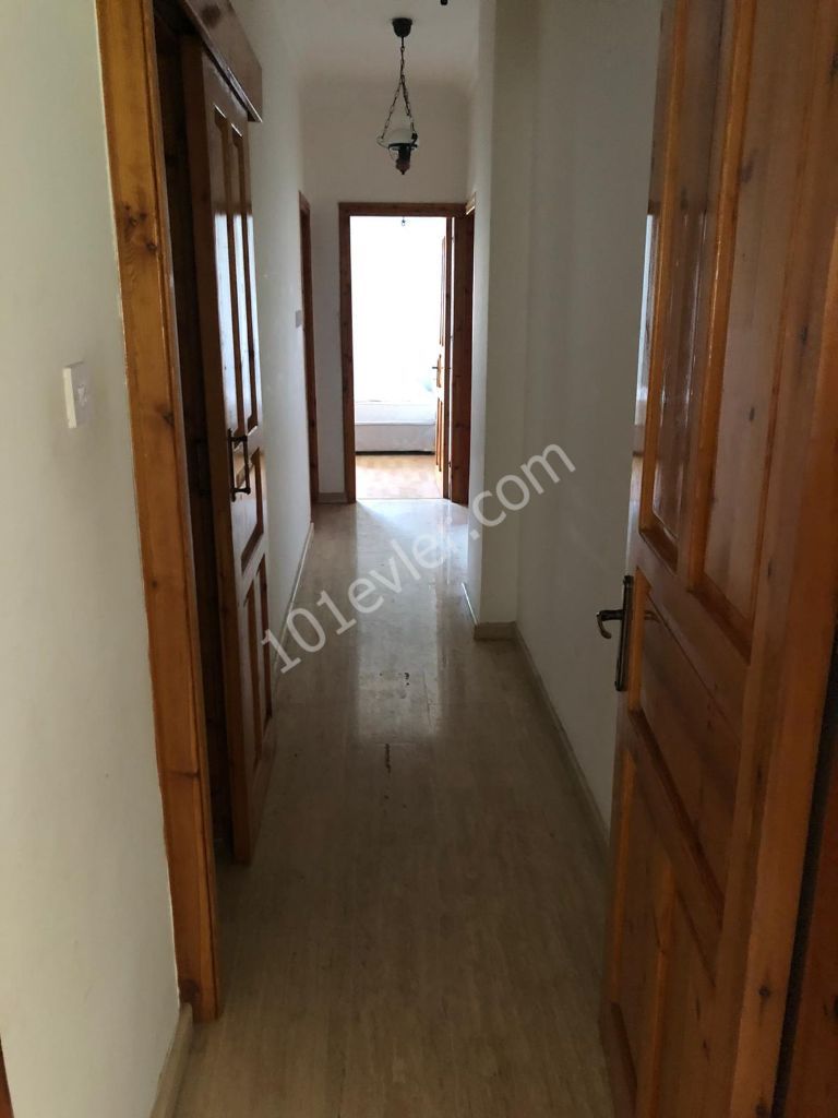 Flat To Rent in Kumsal, Nicosia