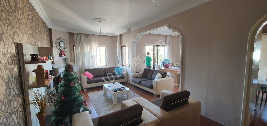 Flat To Rent in Köşklüçiftlik, Nicosia