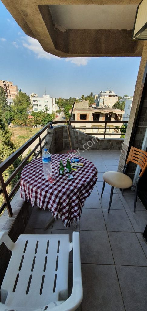 Flat To Rent in Köşklüçiftlik, Nicosia