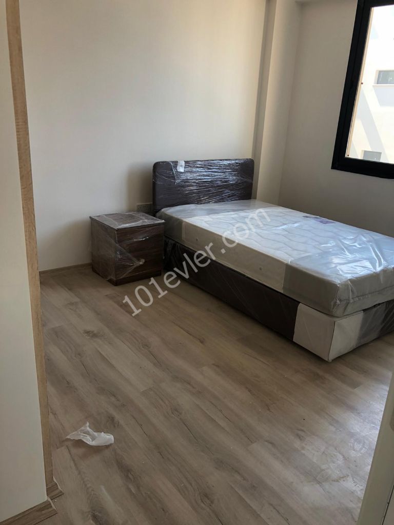 Penthouse For Sale in Küçük Kaymaklı, Nicosia