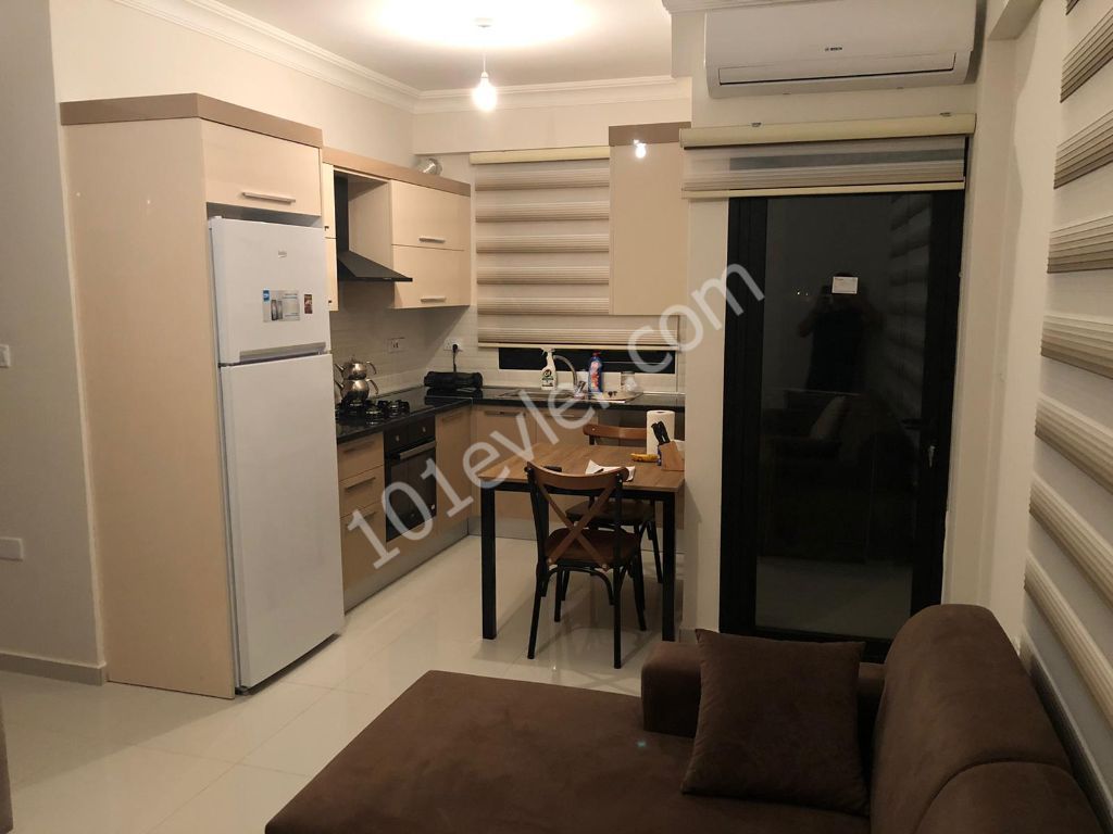 Penthouse For Sale in Küçük Kaymaklı, Nicosia