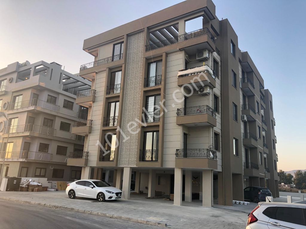 Penthouse For Sale in Küçük Kaymaklı, Nicosia