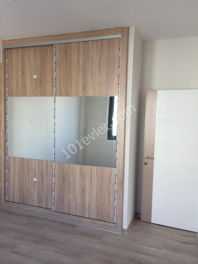 Penthouse For Sale in Küçük Kaymaklı, Nicosia