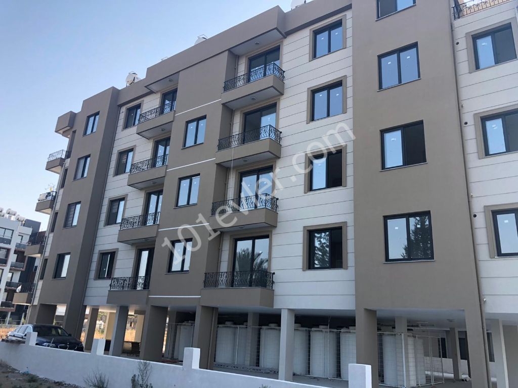 Penthouse For Sale in Küçük Kaymaklı, Nicosia