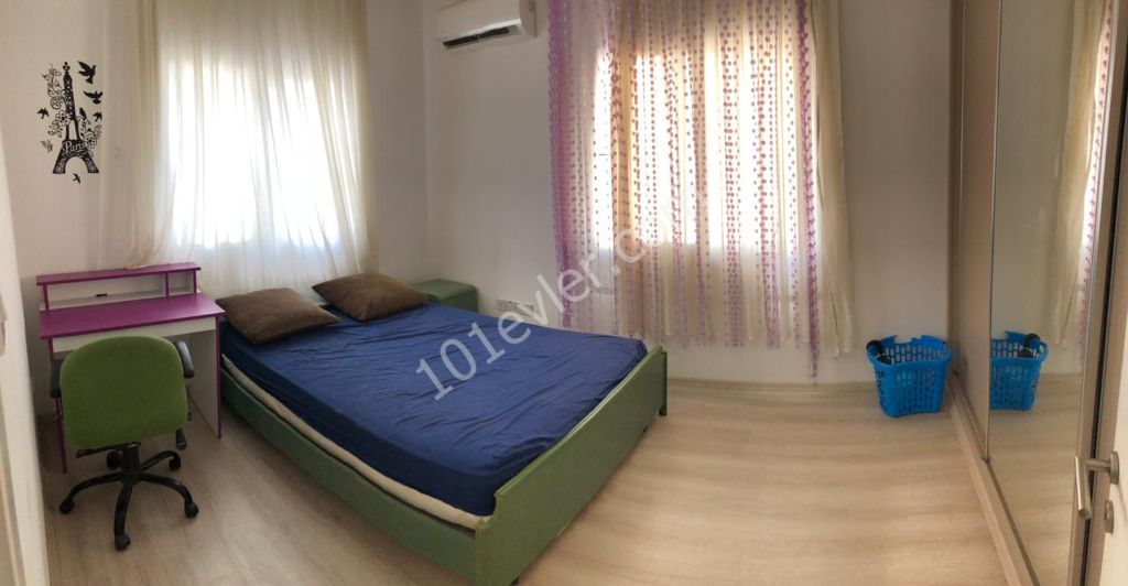 Gönyeli'de Balkonlu Asansörlü Full Eşyalı Kiralık Daire 