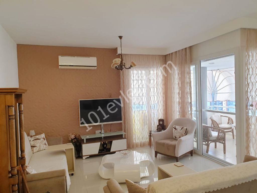 Flat For Sale in Girne Merkez, Kyrenia