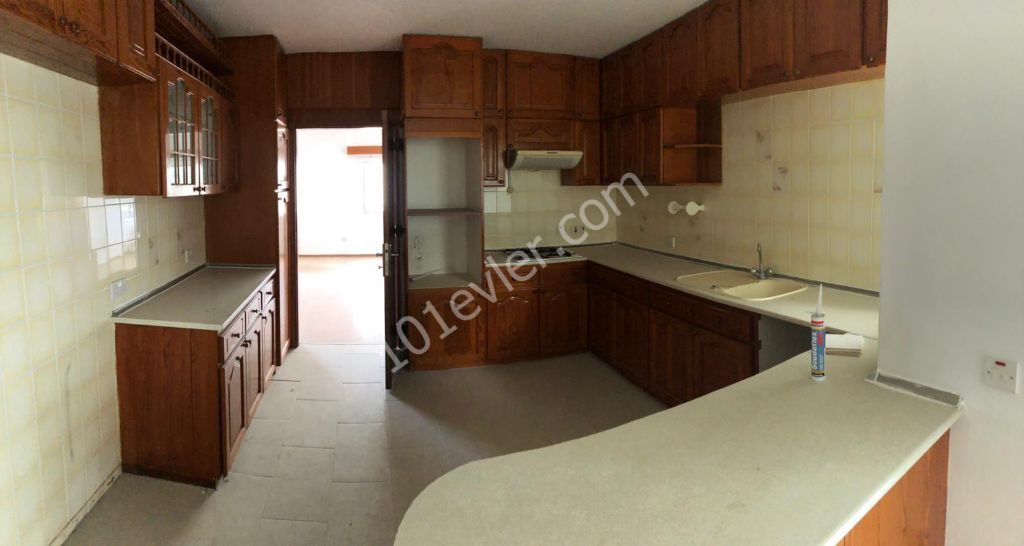 Flat To Rent in Köşklüçiftlik, Nicosia