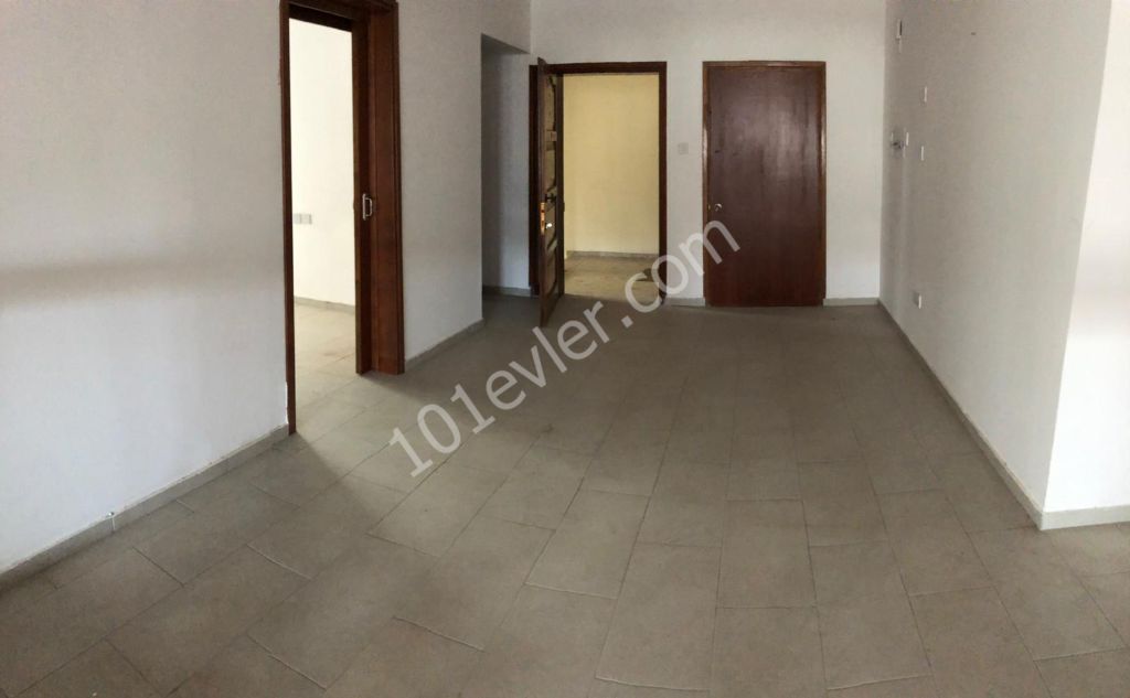 Flat To Rent in Köşklüçiftlik, Nicosia