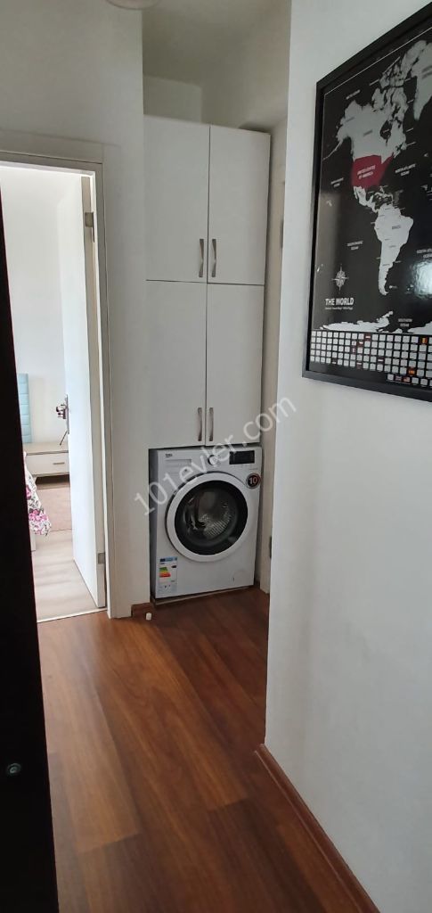 Merkezi Konum, Ofis  veya Konut - Sakin Apartmanda   2+1 Daire -Vergileri Ödenmiş