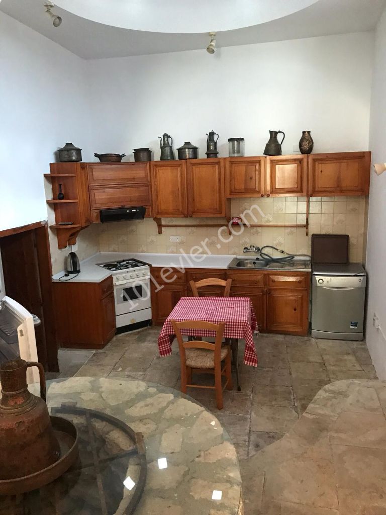 A 150-Year-Old Ottoman House in a 3+1 Rented Duplex in Kyrenia Ozankoy !!! ** 