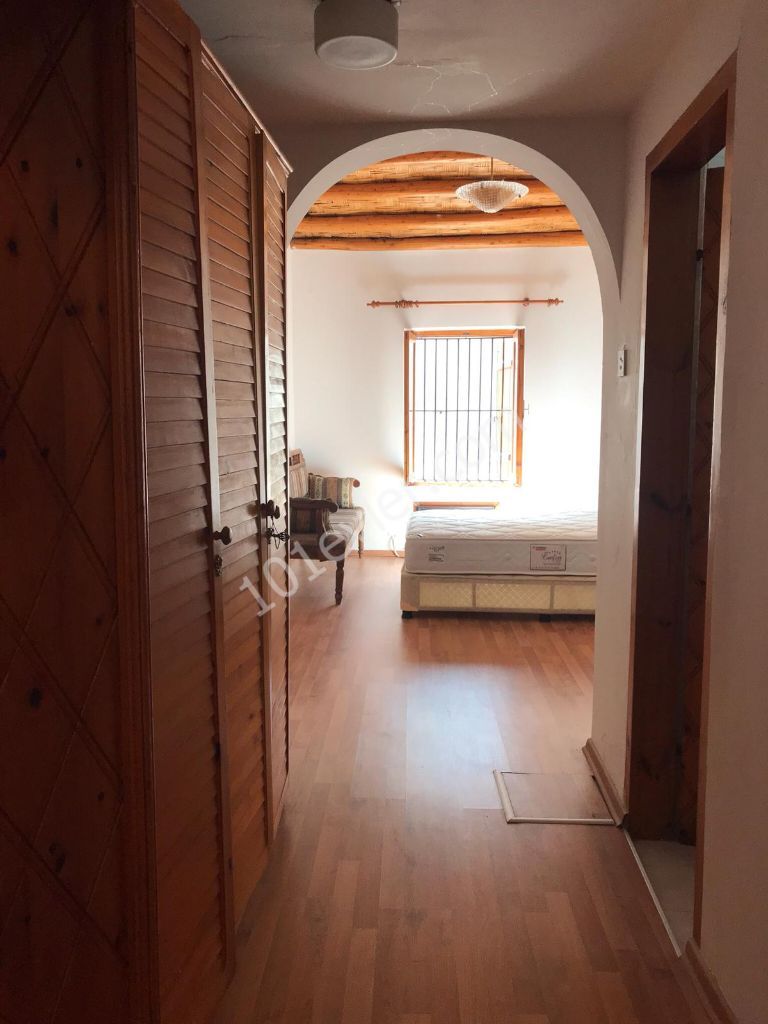 A 150-Year-Old Ottoman House in a 3+1 Rented Duplex in Kyrenia Ozankoy !!! ** 