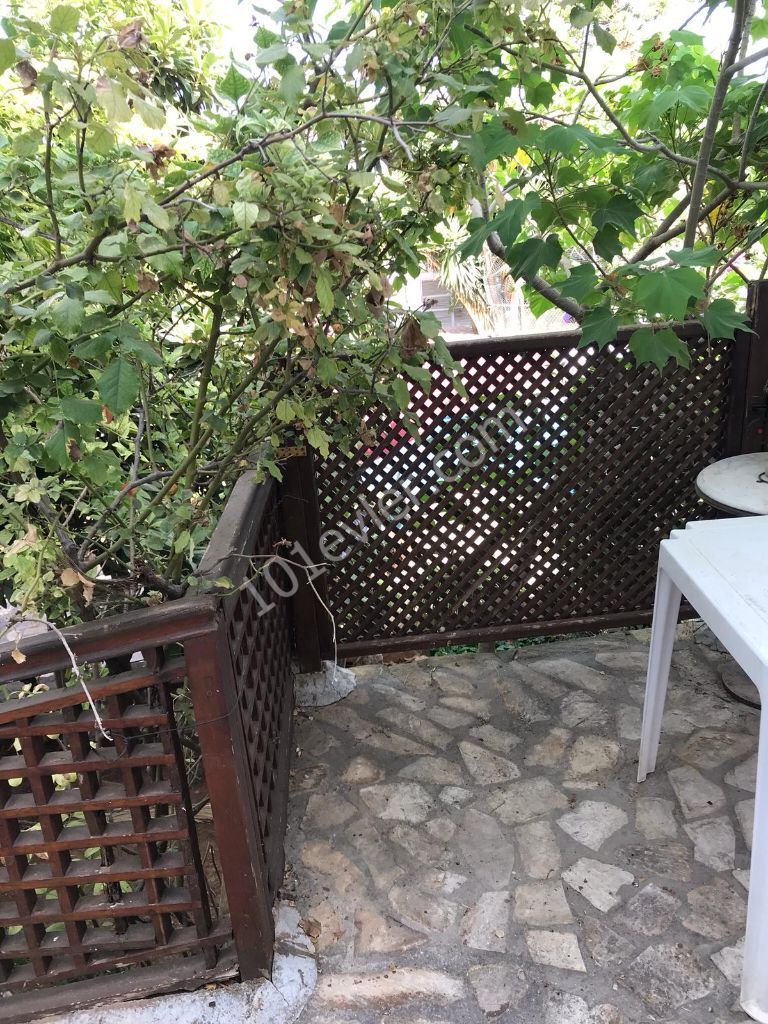 A 150-Year-Old Ottoman House in a 3+1 Rented Duplex in Kyrenia Ozankoy !!! ** 