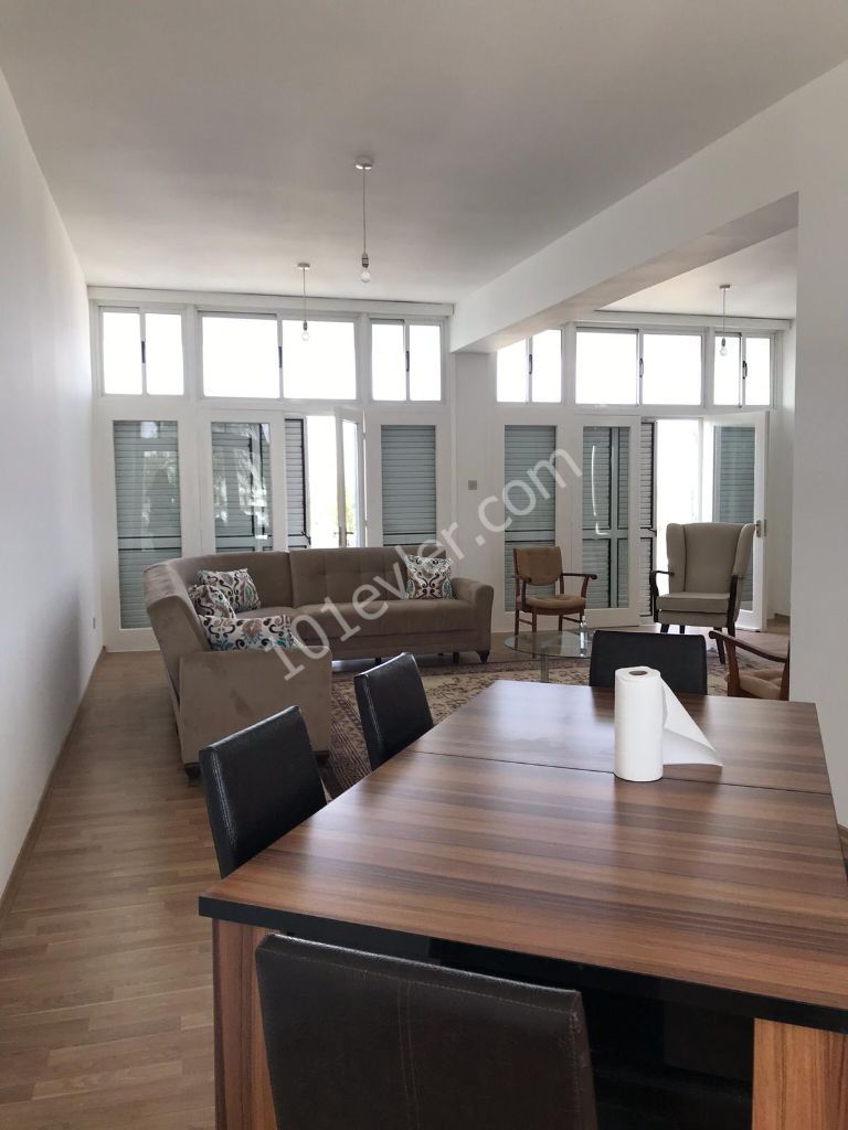 Super location in Ortakoy, clean, spacious, newly furnished, 4 + 1 250m2 rental apartment with MONTHLY PAYMENT for rent! Jul!! (The Ad is Up to Date) ** 