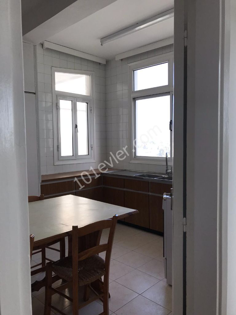 Super location in Ortakoy, clean, spacious, newly furnished, 4 + 1 250m2 rental apartment with MONTHLY PAYMENT for rent! Jul!! (The Ad is Up to Date) ** 