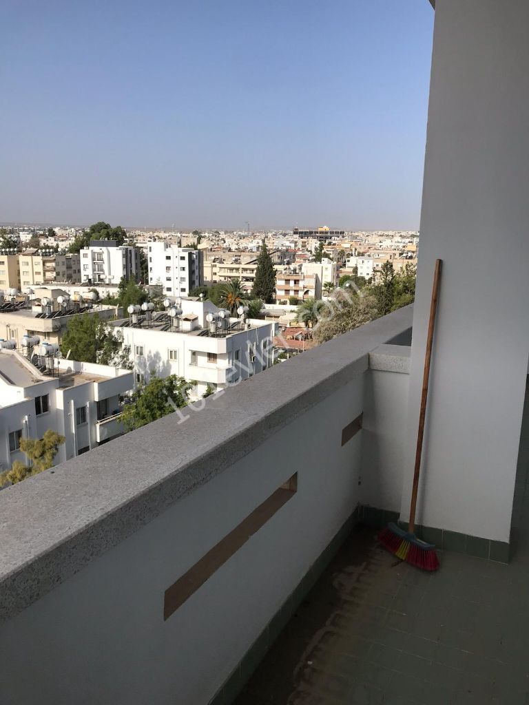 Super location in Ortakoy, clean, spacious, newly furnished, 4 + 1 250m2 rental apartment with MONTHLY PAYMENT for rent! Jul!! (The Ad is Up to Date) ** 