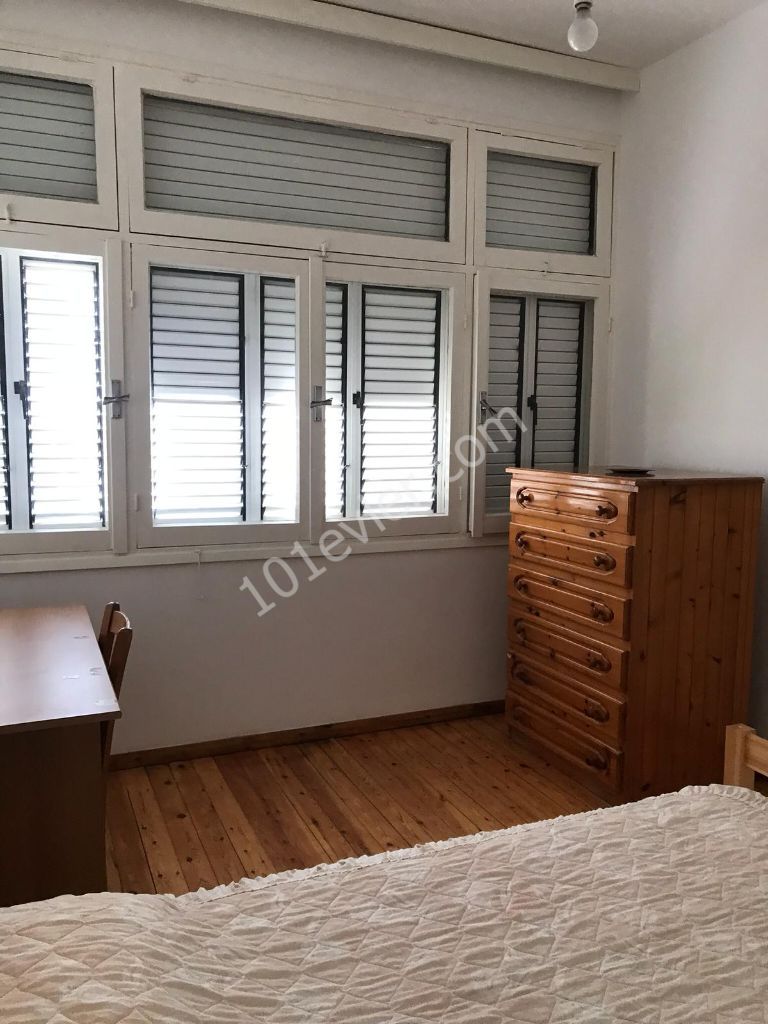 Super location in Ortakoy, clean, spacious, newly furnished, 4 + 1 250m2 rental apartment with MONTHLY PAYMENT for rent! Jul!! (The Ad is Up to Date) ** 