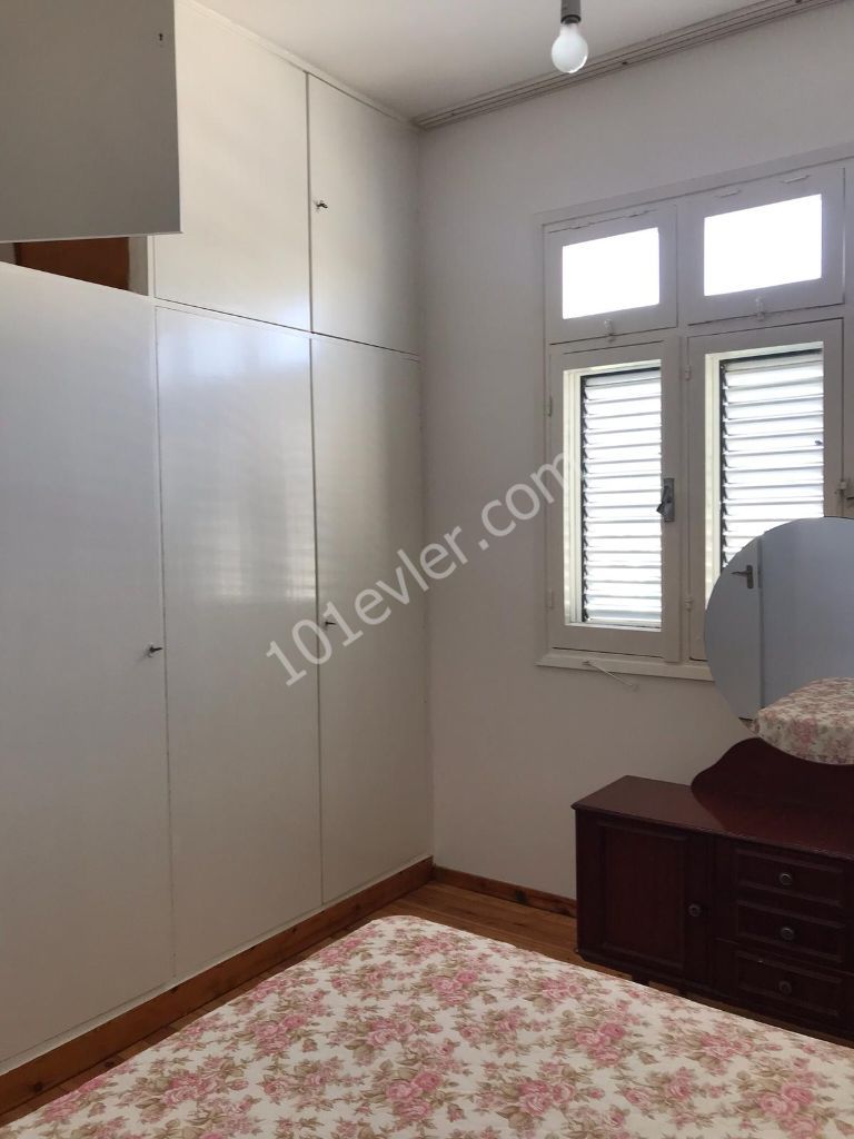 Super location in Ortakoy, clean, spacious, newly furnished, 4 + 1 250m2 rental apartment with MONTHLY PAYMENT for rent! Jul!! (The Ad is Up to Date) ** 