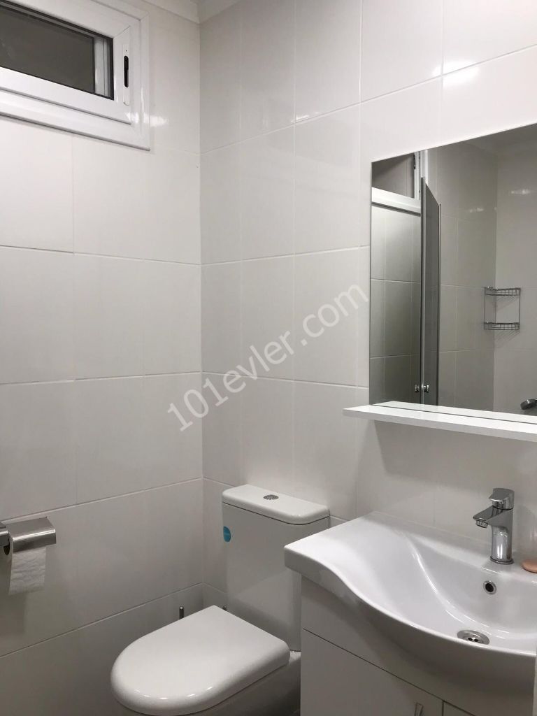 Super location in Ortakoy, clean, spacious, newly furnished, 4 + 1 250m2 rental apartment with MONTHLY PAYMENT for rent! Jul!! (The Ad is Up to Date) ** 