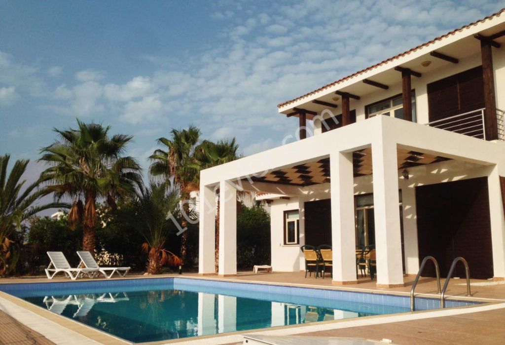 3 +1 Fully Furnished Villas for Rent in Kyrenia ! ** 