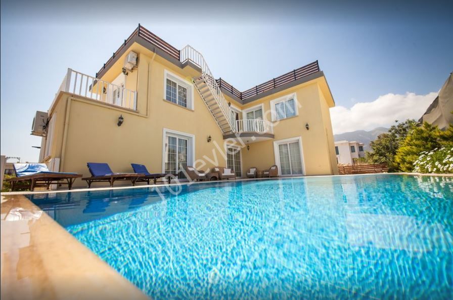 3 +1 Fully Furnished Villas for Rent in Kyrenia ! ** 