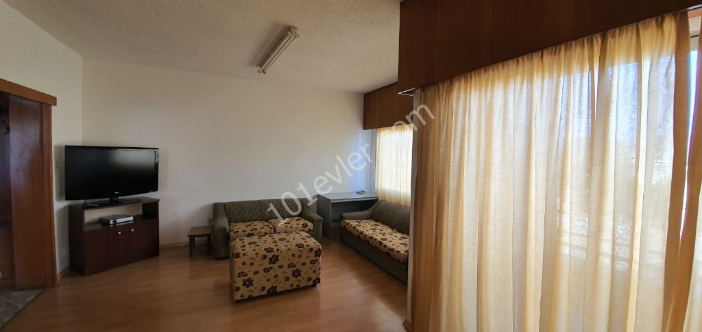 Flat To Rent in Kumsal, Nicosia