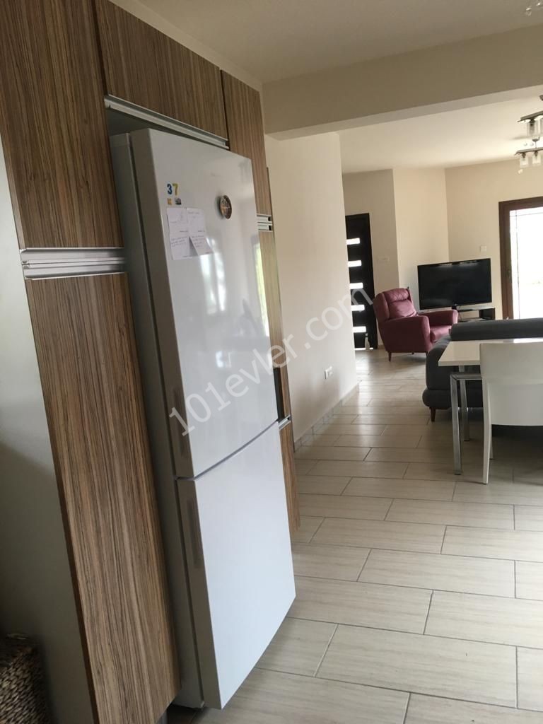 Yenikent'te Nezih Bir Bölgede Aileye Kiralık 3 +1 Müstakil Villa