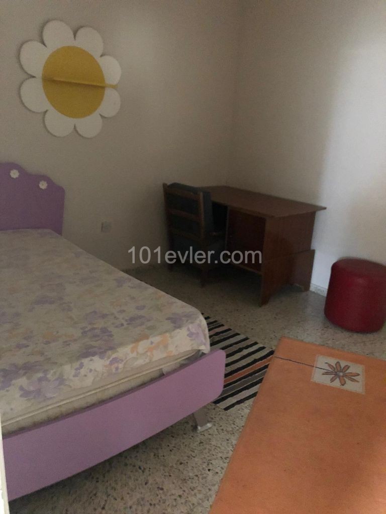 Yenikent'te Yeni Tadilatlı Full Eşyalı 3+1 Kiralık Daire ( 3 Ay Ödemeli) 