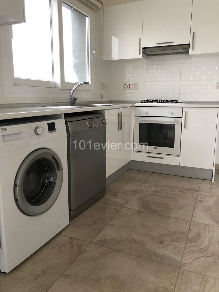 Göçmenköy’de Çok Geniş Balkonlu Kiralık  Full Eşyalı 2+1 Penthouse Daire